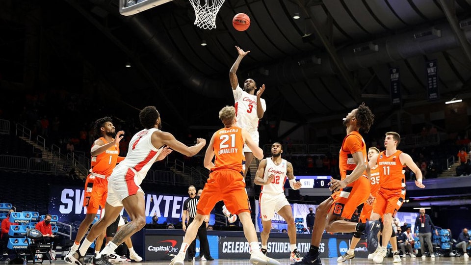The Syracuse Orange take on the Houston Cougars in a Sweet 16 contest on Saturday night with the winner moving to the Elite Eight.